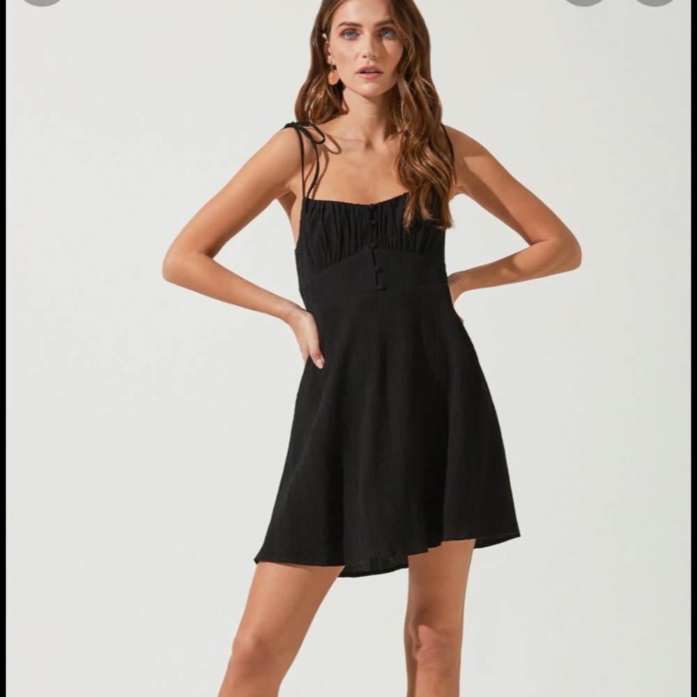 Astr the label mini black dress